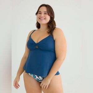 Pennington’s A-Line Tankini Top Size 2X